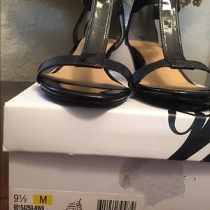 Nine West Black Filagreeo Heels
